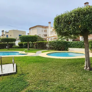 Precioso Adosado A 100 Metros Del Mar En Vera-playa! Сasa de vacaciones